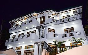 Saru Holiday Apartment - Up To 6 Guests