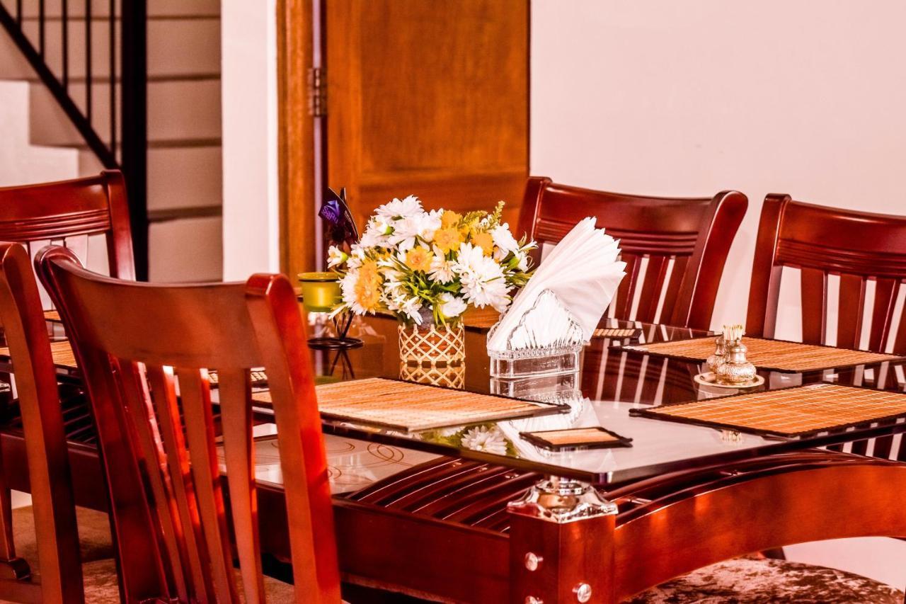 Saru Holiday Apartment - Up To 6 Guests Kandy Exterior photo