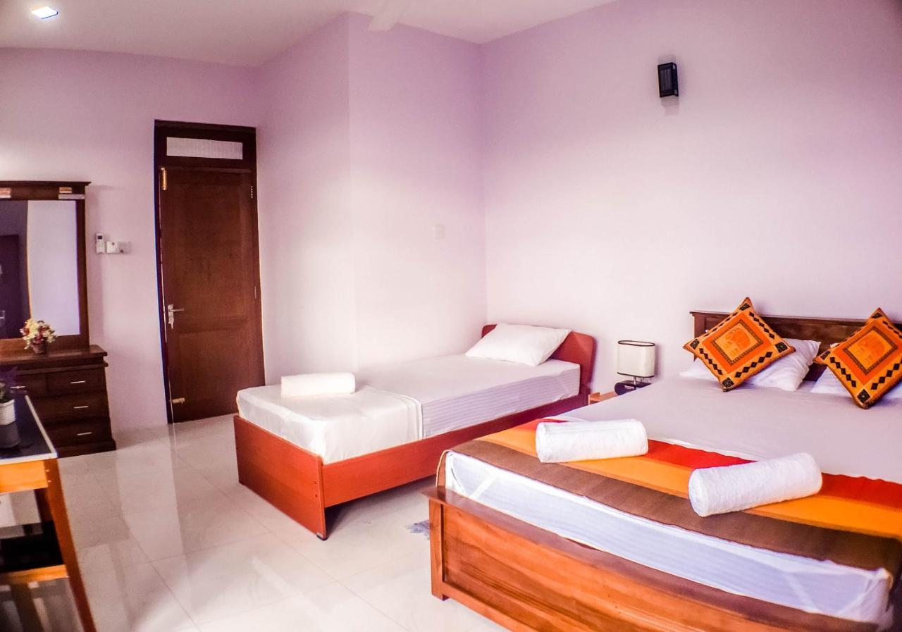 Saru Holiday Apartment - Up To 6 Guests Kandy Exterior photo
